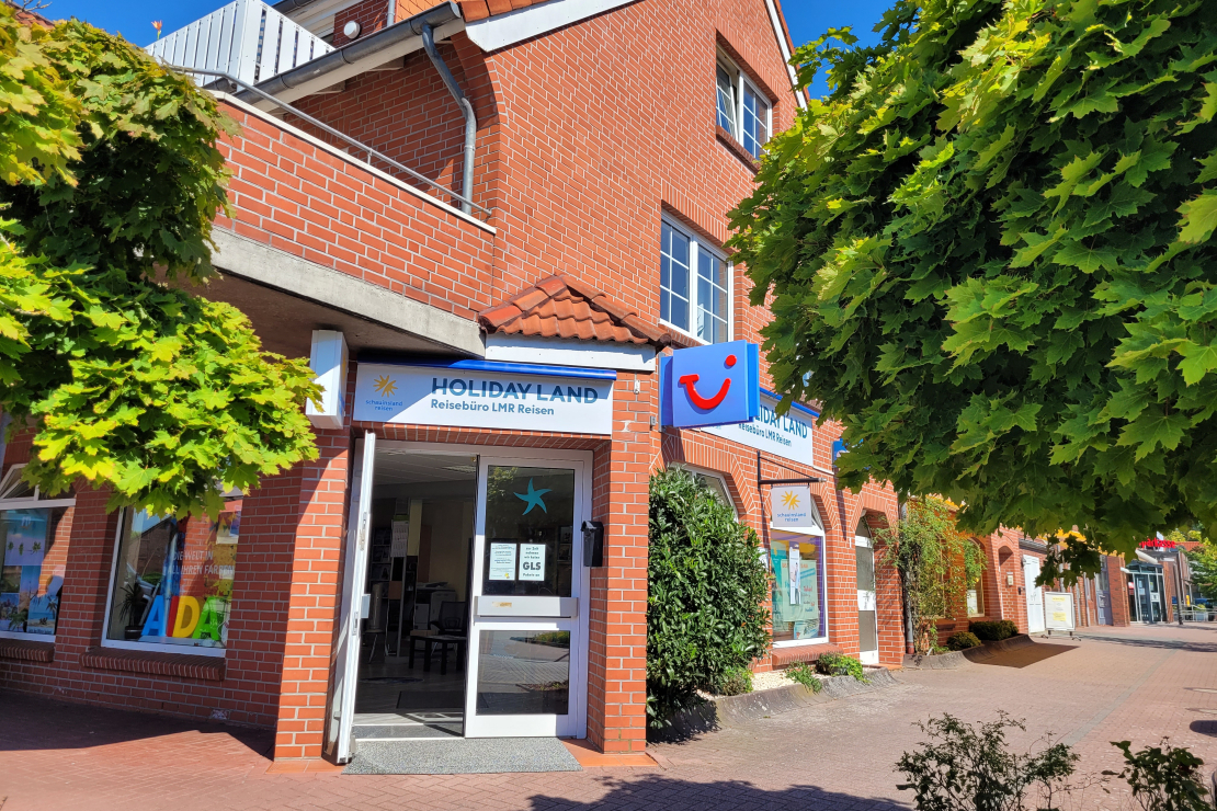 Eingang_zum_Reiseb&uuml;ro_LMR_Reisen_Ihlow